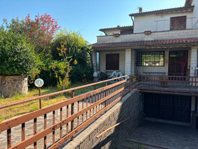 Villette a schiera in vendita a Orte