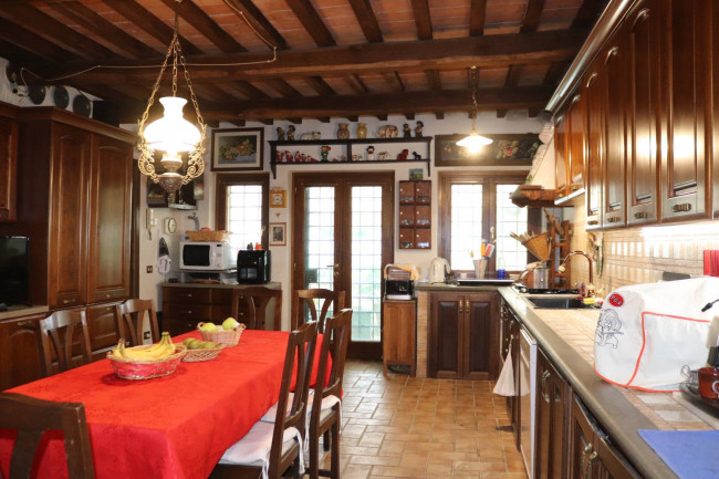 Single House for sale in Celleno