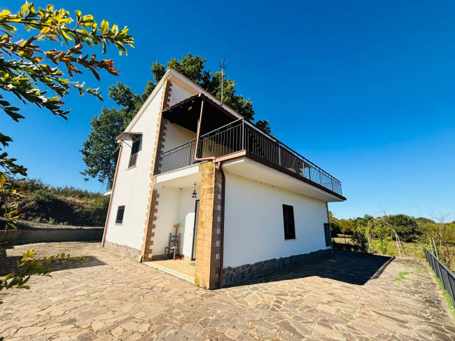 Single House for sale in Vasanello