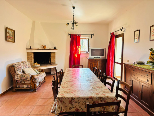 Single House for sale in Vasanello