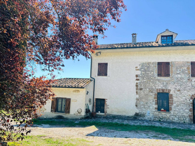 Single House for sale in Orte