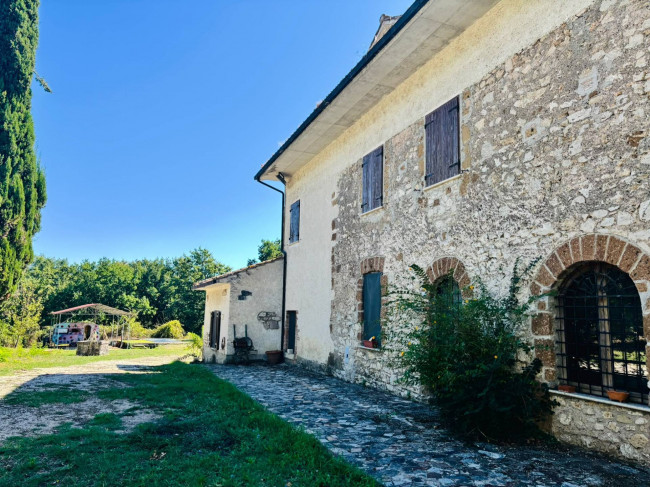 Single House for sale in Orte