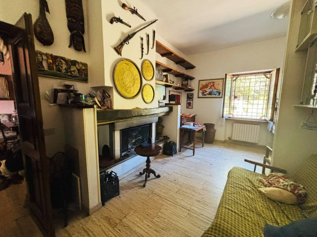 Single House for sale in Orte