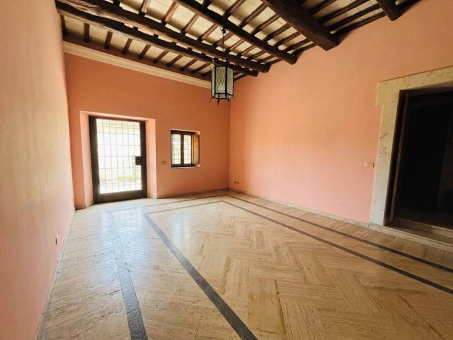 Single House for sale in Orte