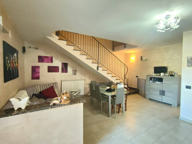Villa for sale in Amelia