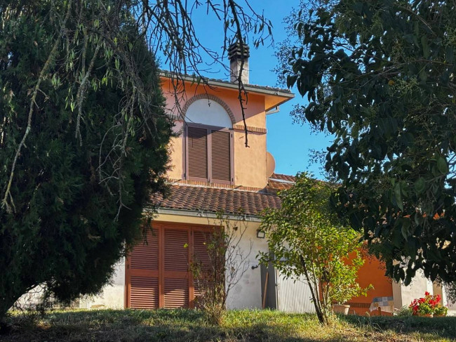 Villa for sale in Amelia