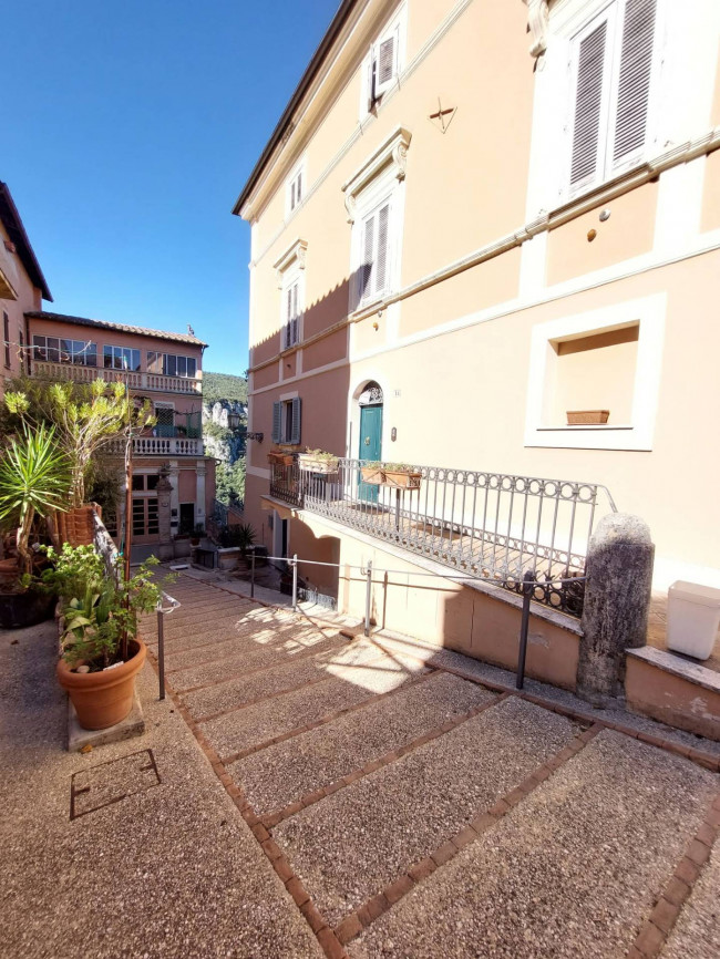 Apartment for sale in Narni