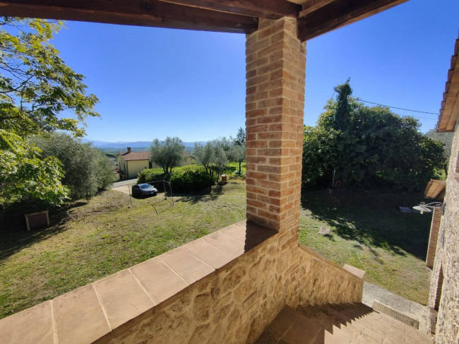 Homestead for sale in Avigliano Umbro