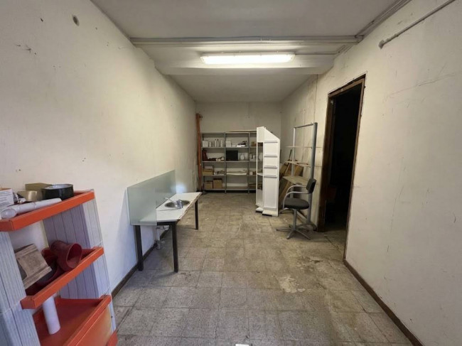 Car Box for sale in Narni