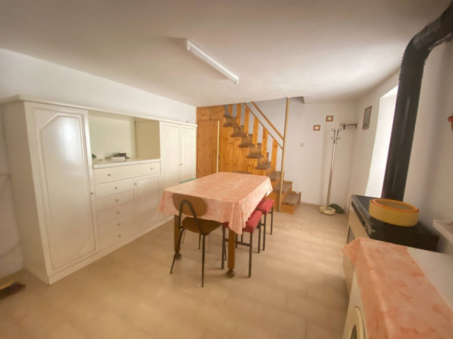 Casa semindipendente in vendita a Mattie