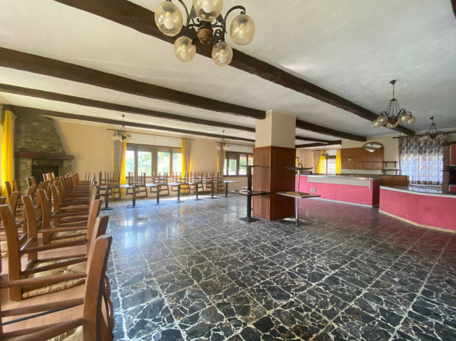 Locale commerciale in vendita a Bussoleno