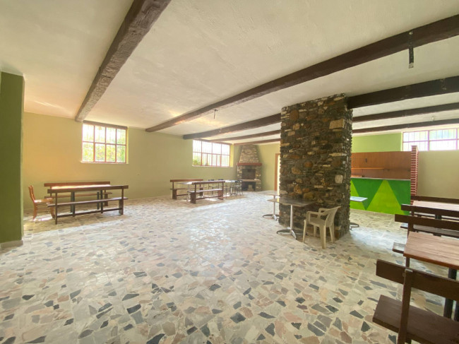 Locale commerciale in vendita a Bussoleno