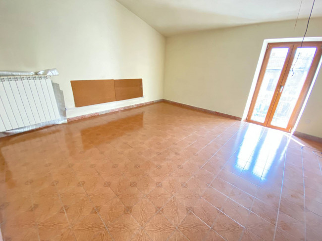 Casa semindipendente in vendita a Bussoleno