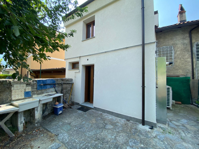 Casa semindipendente in vendita a Bussoleno