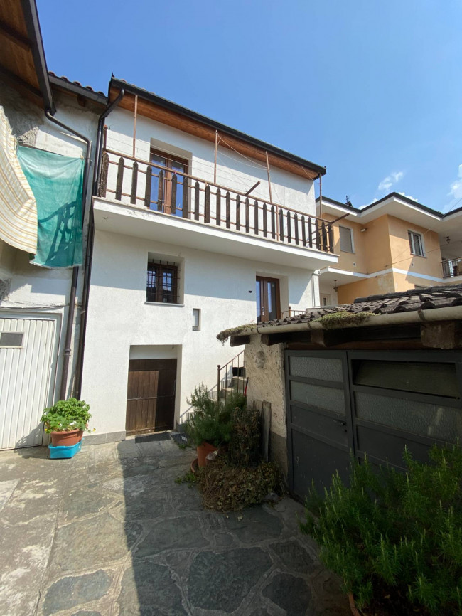 Casa semindipendente in vendita a Bussoleno