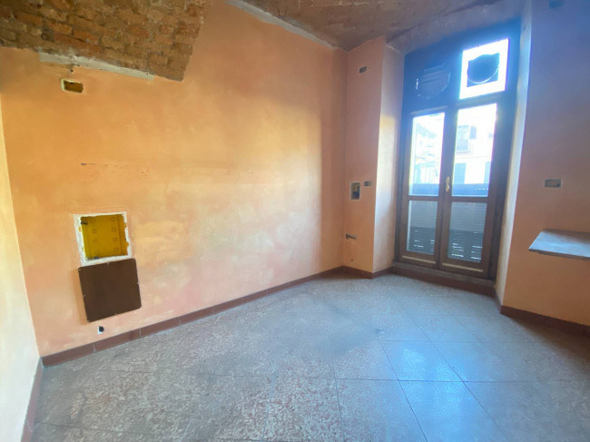 Locale commerciale in affitto a Susa