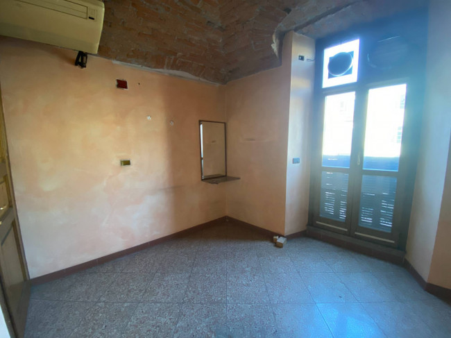 Locale commerciale in affitto a Susa