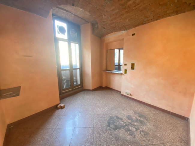 Locale commerciale in affitto a Susa