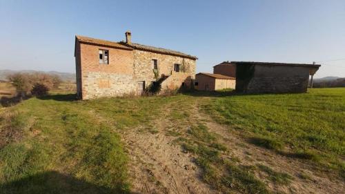 Rustico in vendita a Fratta Todina