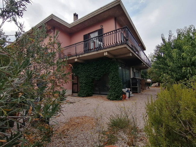 Villa in vendita a Monte Castello di Vibio