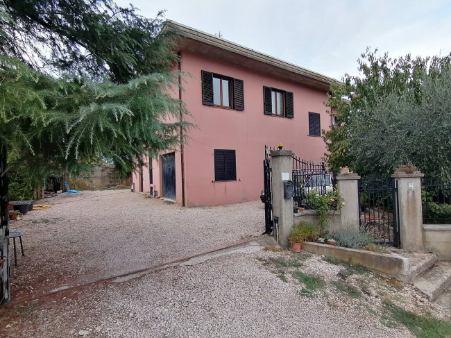 Villa in vendita a Monte Castello di Vibio
