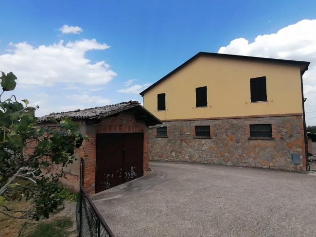 Rustico in vendita a Marsciano