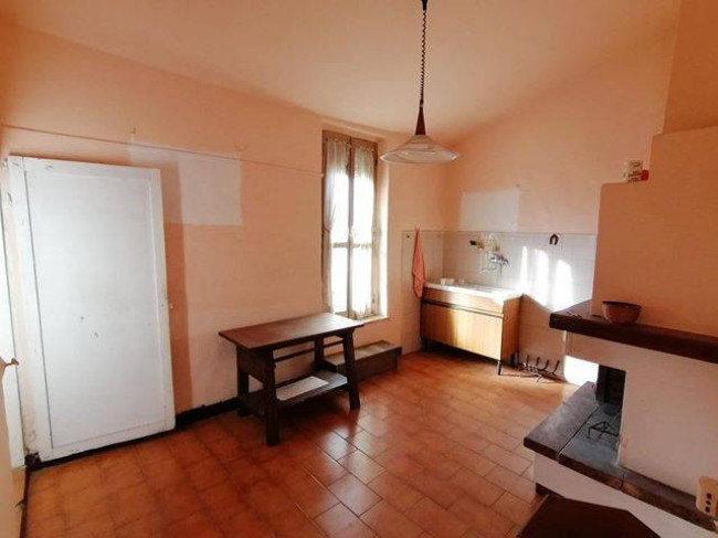 Casale in vendita a Fratta Todina