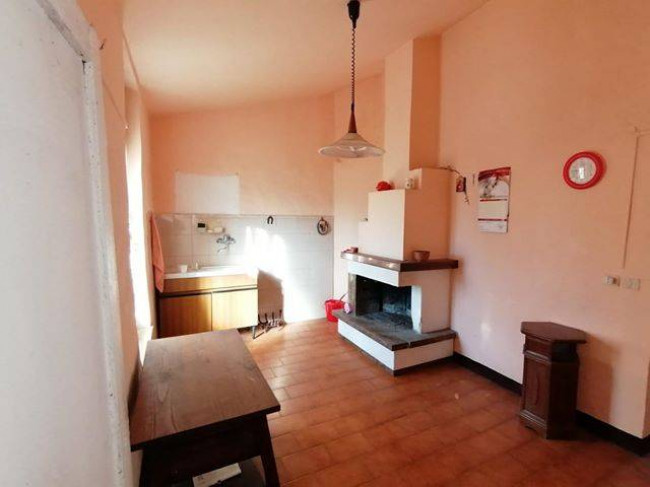 Casale in vendita a Fratta Todina