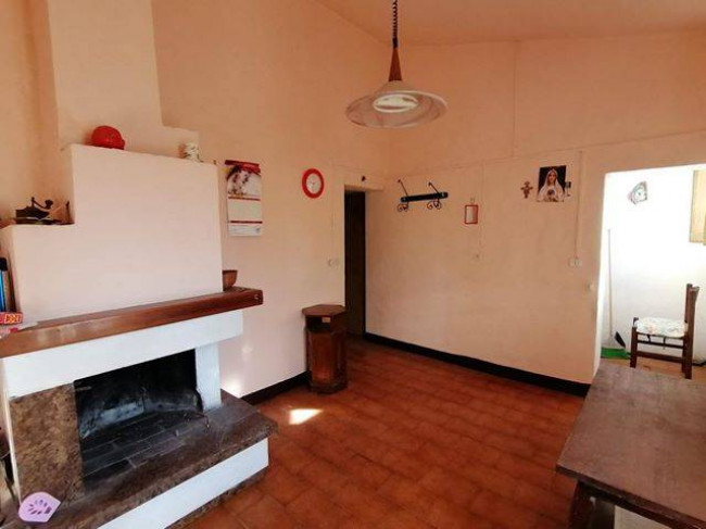 Casale in vendita a Fratta Todina