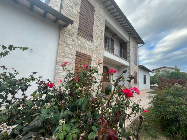 Casale in vendita a Marsciano