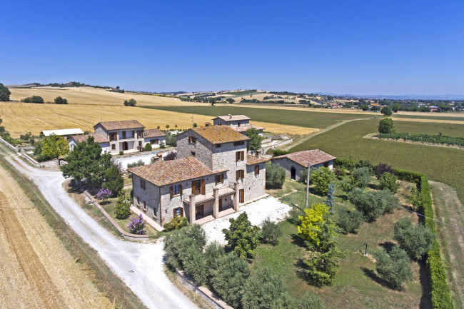 Casale in vendita a Marsciano