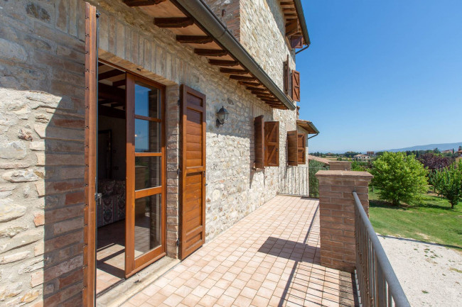 Casale in vendita a Marsciano