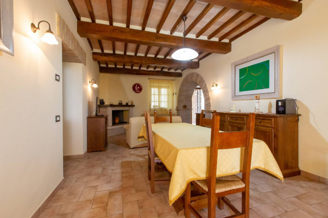 Casale in vendita a Marsciano