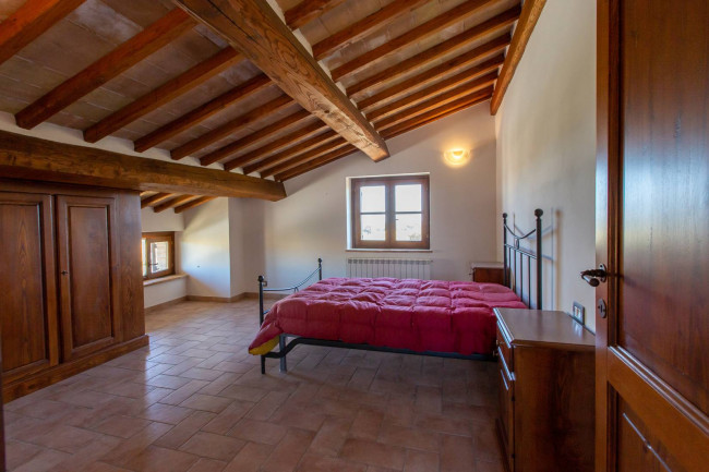 Casale in vendita a Marsciano