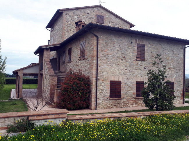 Casale in vendita a Marsciano