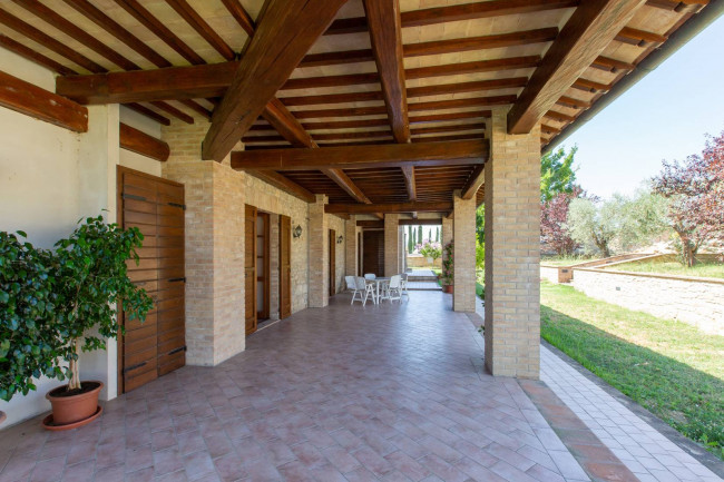 Casale in vendita a Marsciano