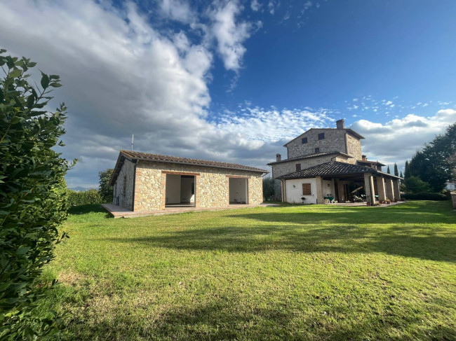 Casale in vendita a Marsciano