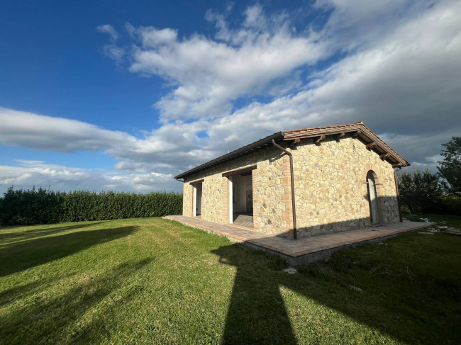 Casale in vendita a Marsciano