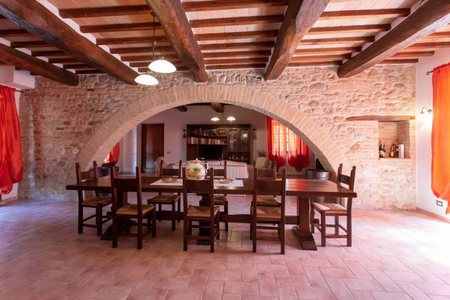 Casale in vendita a Marsciano