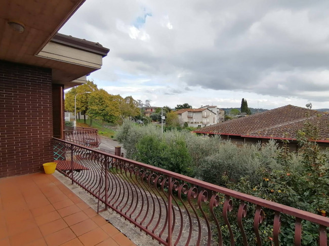 Villa in vendita a Deruta