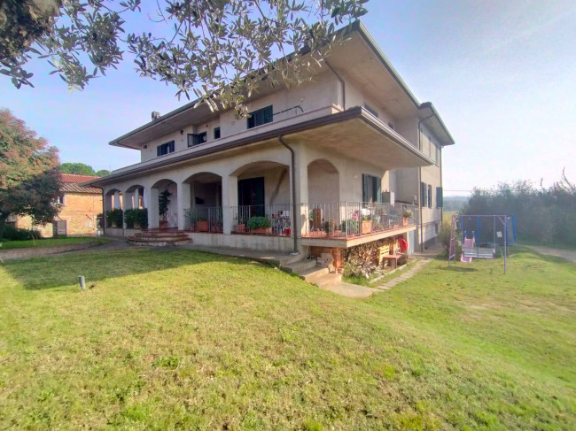 Appartamento in vendita a Deruta