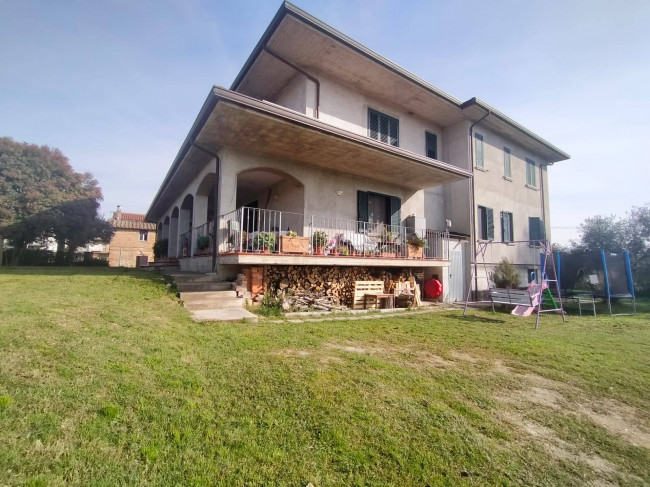 Appartamento in vendita a Deruta