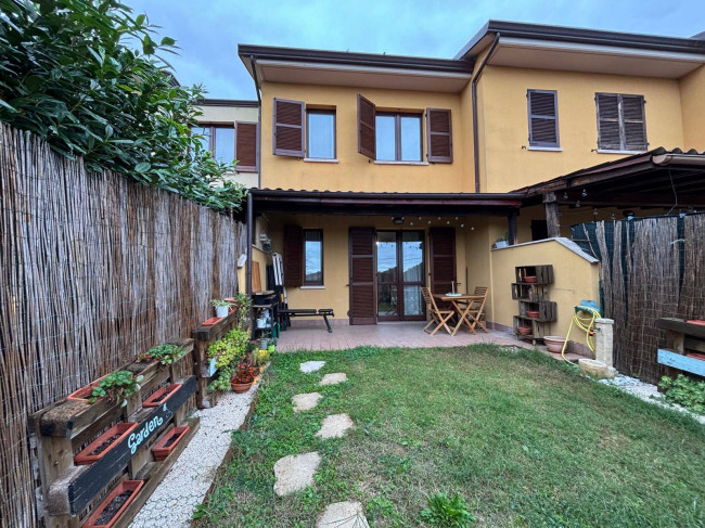 Villette a schiera in vendita a Fratta Todina