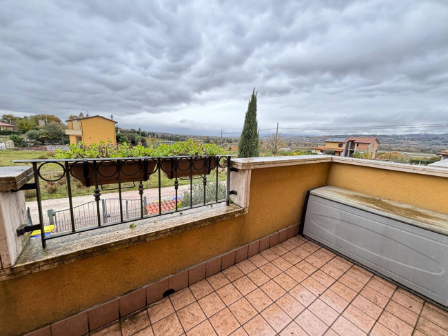 Villette a schiera in vendita a Fratta Todina