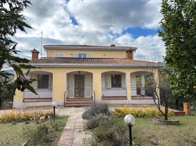 Villa in vendita a Marsciano