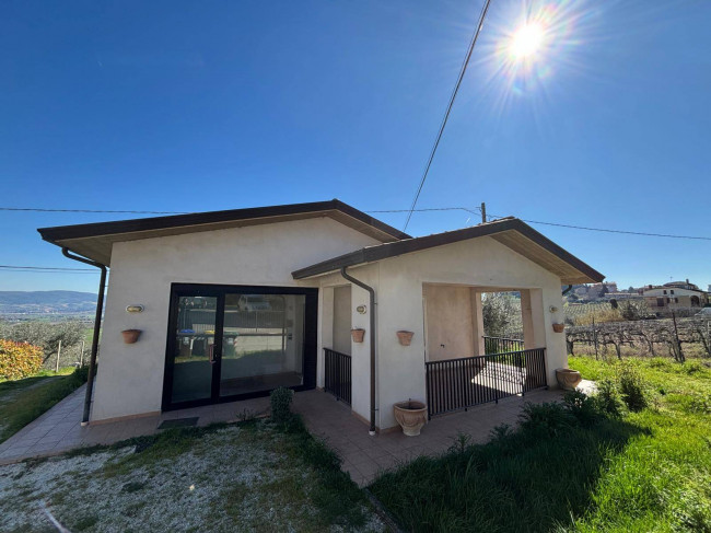 Villa in vendita a Marsciano