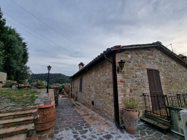Villa in vendita a Torgiano