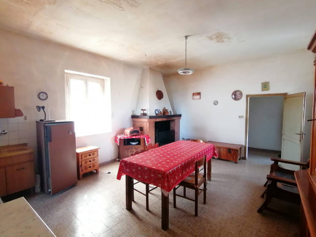 Casa singola in vendita a San Venanzo