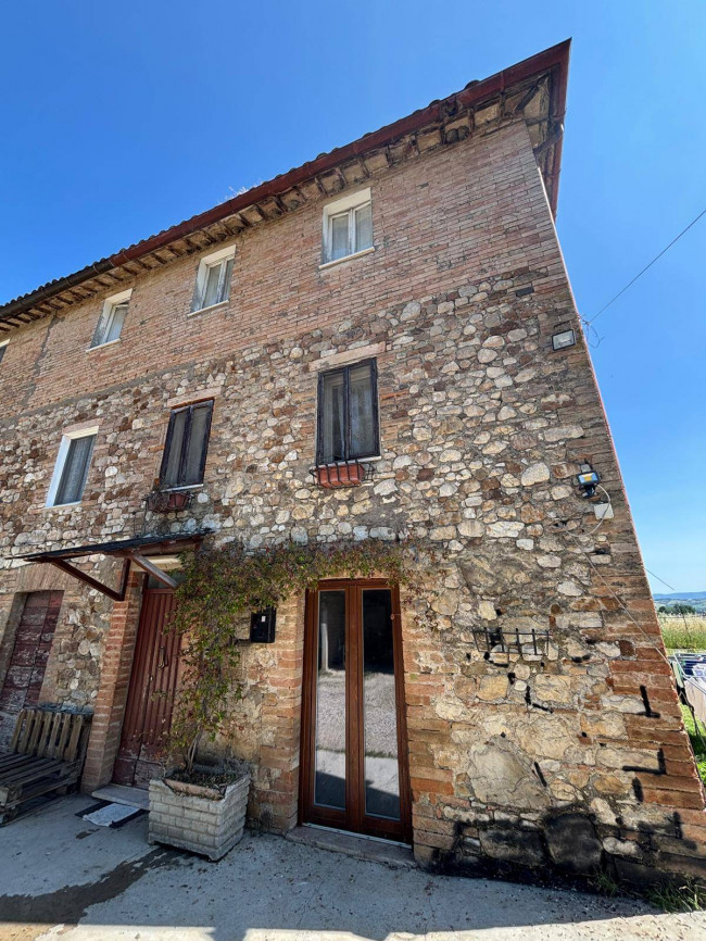 Villetta Bifamiliare in vendita a Fratta Todina