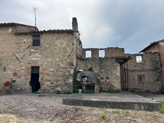 Rustico in vendita a Marsciano